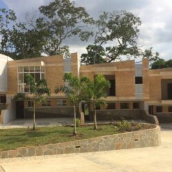 TOWN HOUSE EN VENTA EN GUATAPARO | CARABOBO